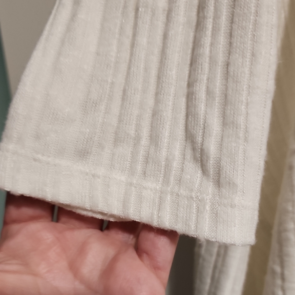 Cato Ribbed Knit Top - Picture 6 of 8